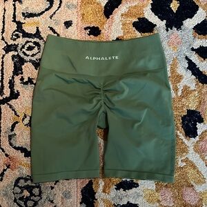 Alphalete Amplify Shorts Size Medium